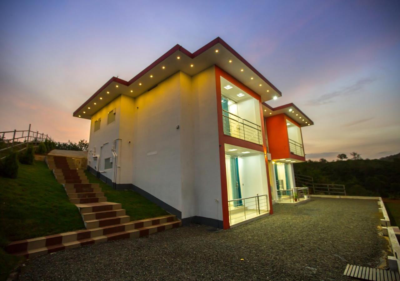 Hidden Valley Hill View Cottage Vagamon By Voye Homes Exterior photo
